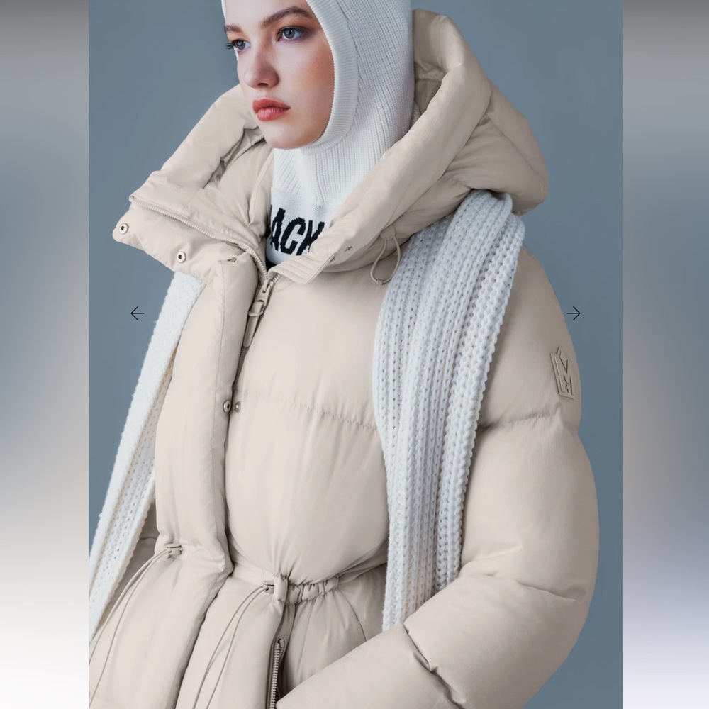 Mackage Women’s Beige Puffer Jacket - Picture 5 of 5
